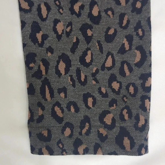 Nicole Miller 3/4 Sleeve Dress Color Grey Leopard Size S - Picture 9 of 14